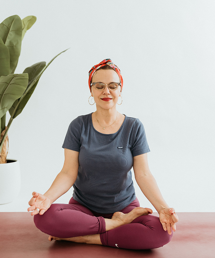 Meditation für Anfängerinnen mit sanften Bewegungen
